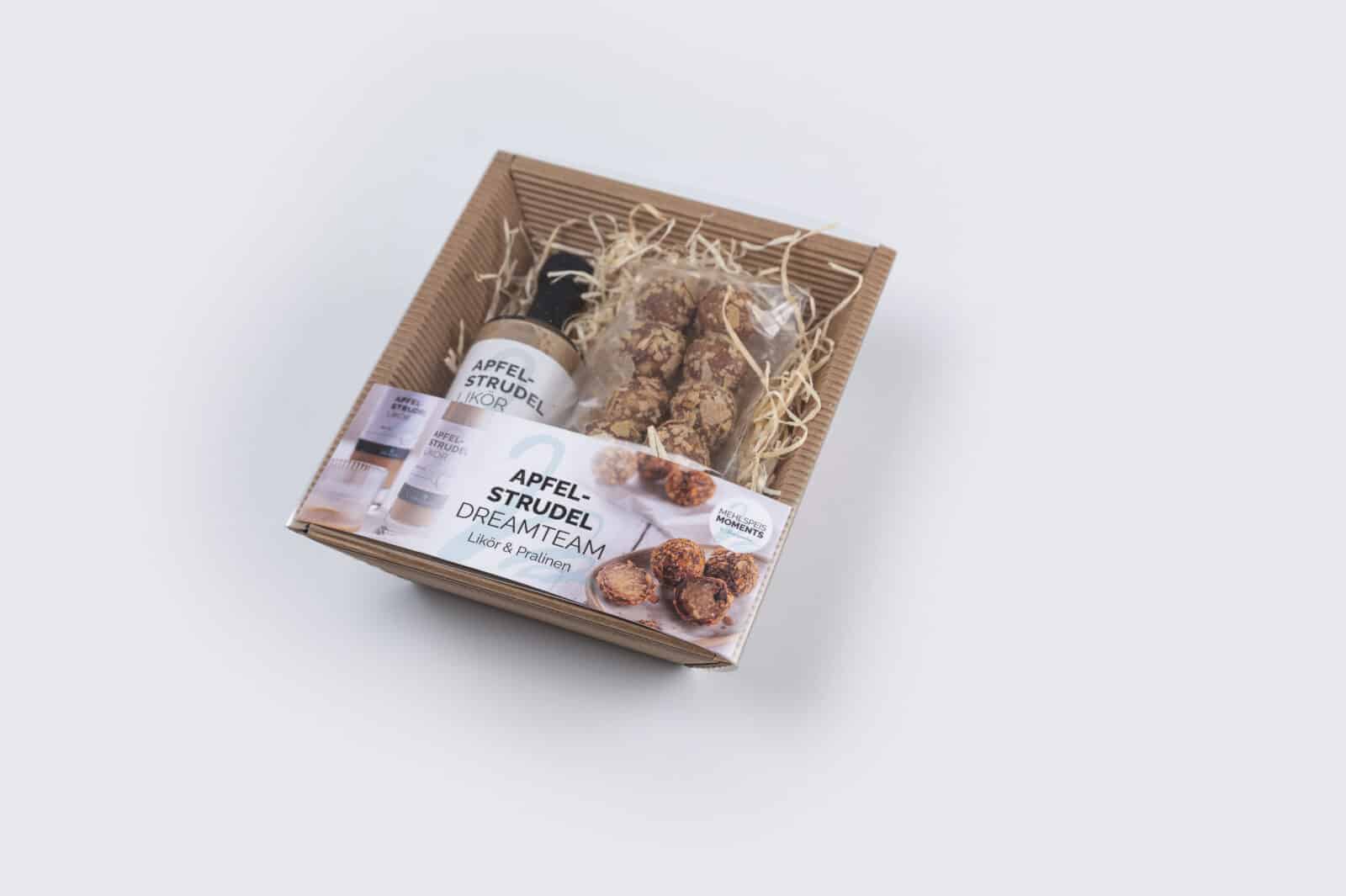 Apfelstrudel Pralinen und Likör Geschenkpackung