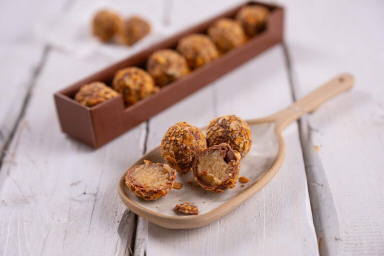 Apfelstrudelpraline mit Geschenkpackung